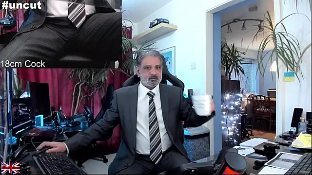 OnlineBossUK online show from October 16, 2025, 4:48 pm