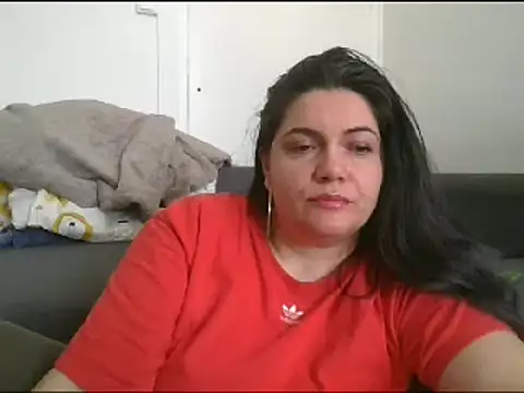 Squirtlady38 online show from March 10, 2025, 1:43 pm