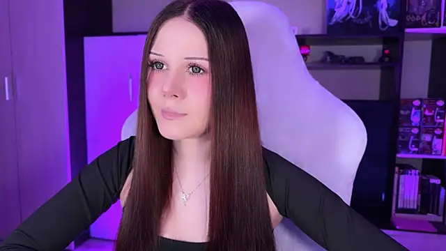 Snapshot of jasminevine chatting on November 7, 2025, 5:45 am jasminevine online show from November 7, 2025, 5:45 am