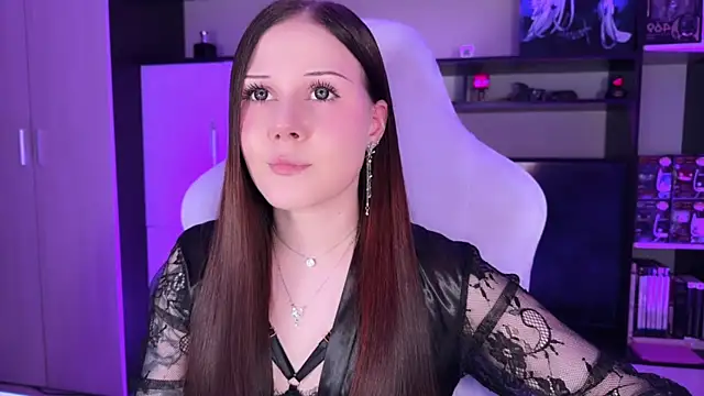 Snapshot of jasminevine chatting on December 5, 2025, 9:23 pm jasminevine online show from December 5, 2025, 9:23 pm