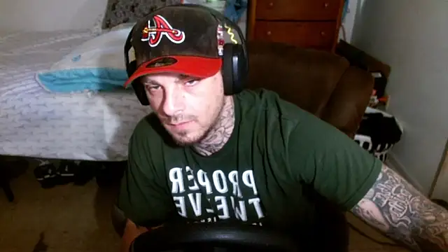 Snapshot of DADDY_KANE8--- chatting on April 26, 2026, 4:15 pm DADDY KANE8--- online show from April 26, 2026, 4:15 pm