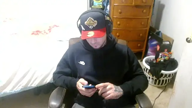 Snapshot of DADDY_KANE8--- chatting on April 23, 2026, 12:06 am DADDY KANE8--- online show from April 23, 2026, 12:06 am