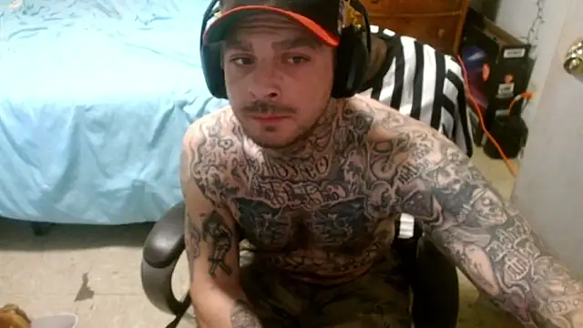 Snapshot of DADDY_KANE8--- chatting on May 20, 2026, 11:24 pm DADDY KANE8--- online show from May 20, 2026, 11:24 pm