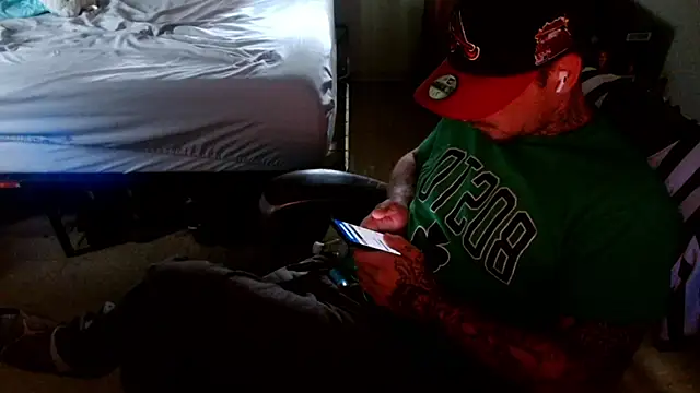 Snapshot of DADDY_KANE8--- chatting on May 13, 2026, 6:37 pm DADDY KANE8--- online show from May 13, 2026, 6:37 pm