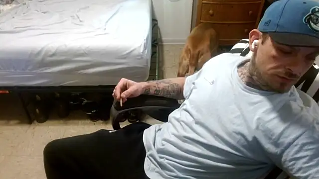 Snapshot of DADDY_KANE8--- chatting on May 12, 2026, 4:02 pm DADDY KANE8--- online show from May 12, 2026, 4:02 pm