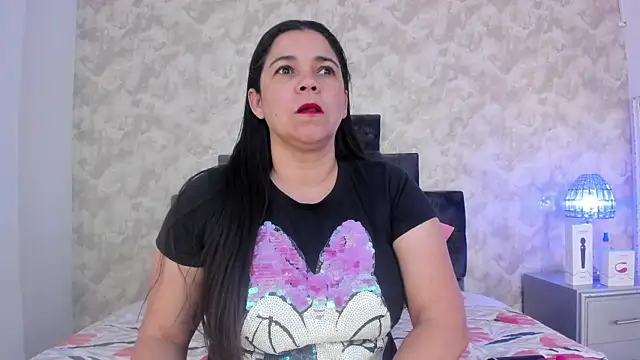 elizabeth coleman online show from October 19, 2025, 9:06 pm