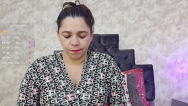 Snapshot of elizabeth_coleman chatting on February 8, 2026, 7:33 pm elizabeth coleman online show from February 8, 2026, 7:33 pm