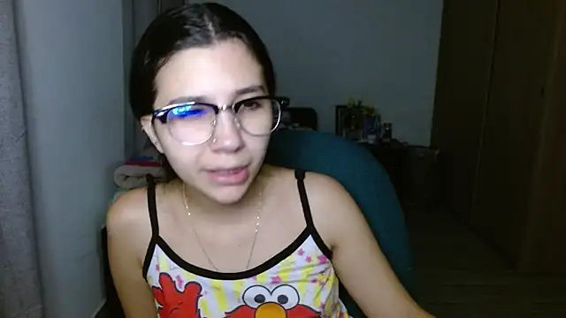 Snapshot of mia__lopez_ chatting on October 22, 2025, 12:54 am mia lopez online show from October 22, 2025, 12:54 am