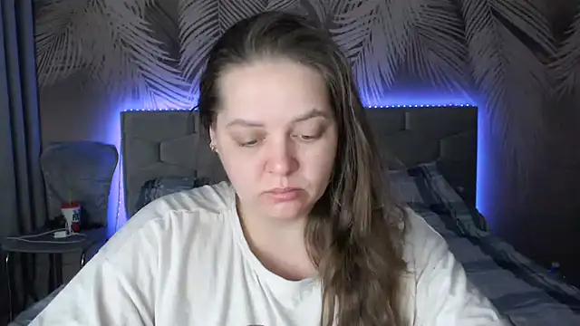 uliastar online show from March 3, 2025, 5:16 am