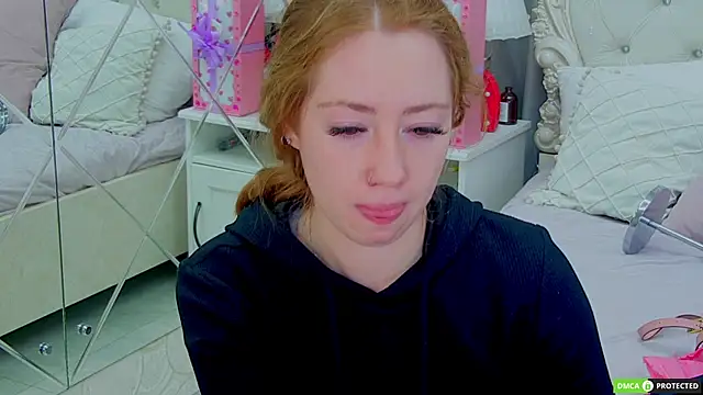 Snapshot of TinaBrook chatting on November 27, 2025, 3:51 am TinaBrook online show from November 27, 2025, 3:51 am