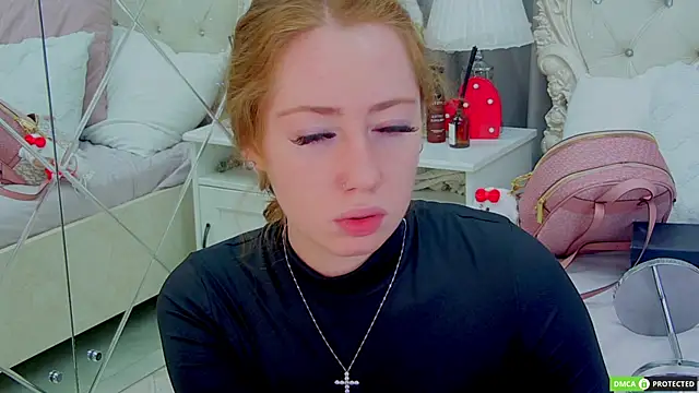 Snapshot of TinaBrook chatting on November 25, 2025, 3:29 am TinaBrook online show from November 25, 2025, 3:29 am