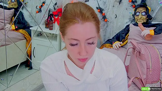 Snapshot of TinaBrook chatting on October 22, 2025, 4:23 am TinaBrook online show from October 22, 2025, 4:23 am