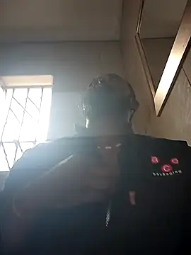 Snapshot of douksm chatting on February 15, 2026, 11:42 am douksm online show from February 15, 2026, 11:42 am