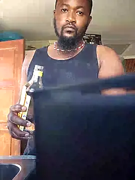 Snapshot of douksm chatting on February 7, 2026, 12:46 pm douksm online show from February 7, 2026, 12:46 pm