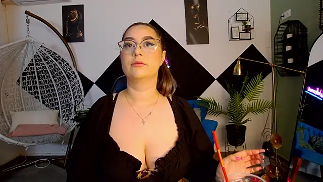 Snapshot of Katewalker_ chatting on July 5, 2026, 7:10 pm Katewalker online show from July 5, 2026, 7:10 pm