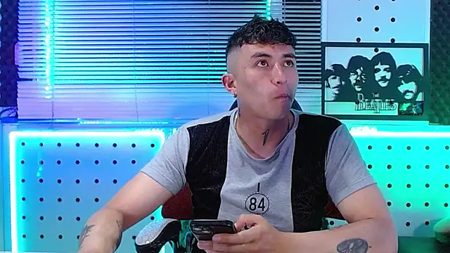 Darko0717 online show from June 21, 2026, 12:16 am