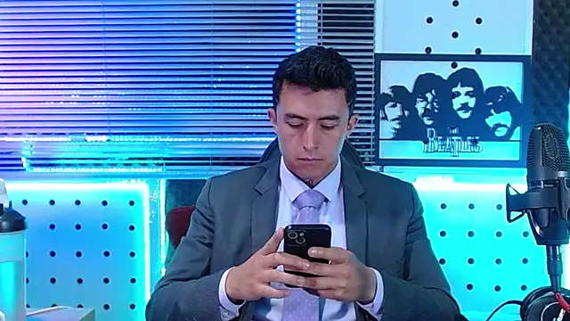 Darko0717 online show from June 16, 2026, 12:49 pm