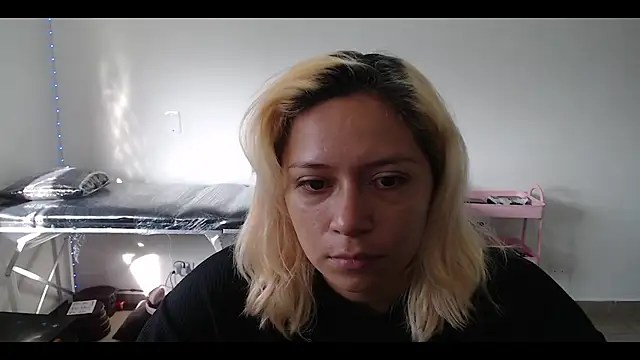 MommyMiaWs online show from March 2, 2025, 1:09 pm