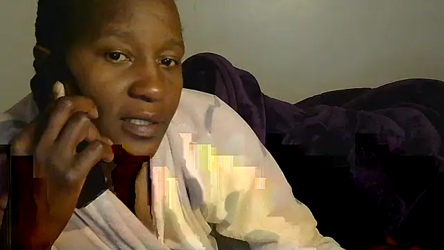 sluttylaura21 online show from October 1, 2025, 5:28 pm