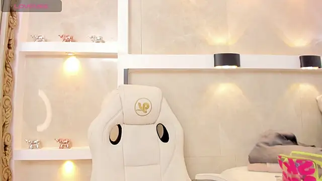 Snapshot of anette_cooper chatting on November 12, 2025, 3:32 am anette cooper online show from November 12, 2025, 3:32 am