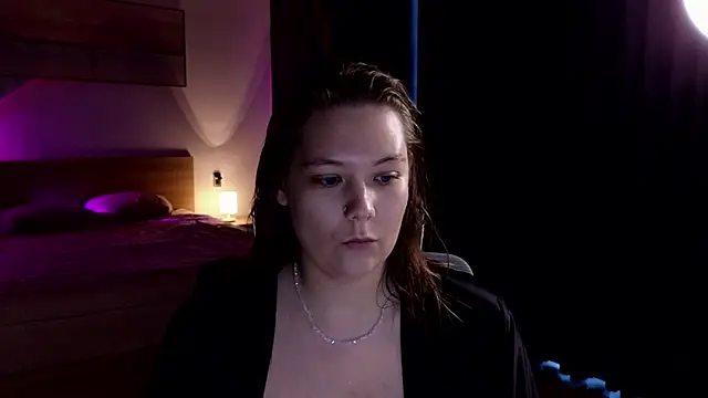 DjennaPalme online show from May 24, 2026, 10:37 am