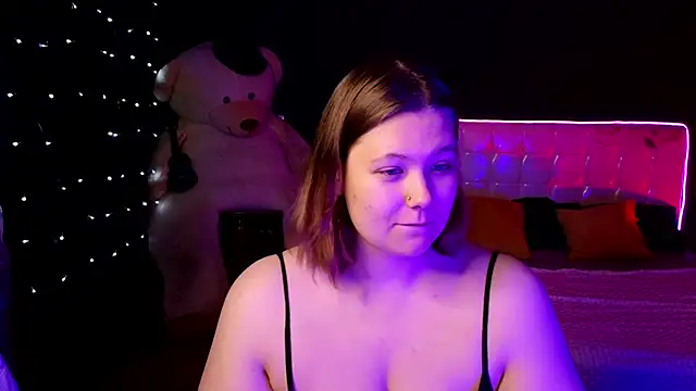 Snapshot of DjennaPalme chatting on November 10, 2025, 2:49 am DjennaPalme online show from November 10, 2025, 2:49 am