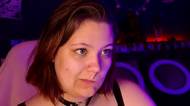 Snapshot of DjennaPalme chatting on October 22, 2025, 1:38 am DjennaPalme online show from October 22, 2025, 1:38 am