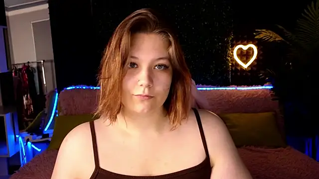 Snapshot of DjennaPalme chatting on September 29, 2025, 1:34 am DjennaPalme online show from September 29, 2025, 1:34 am