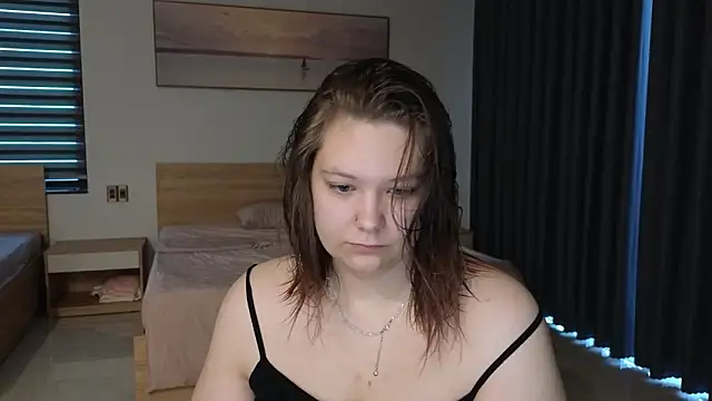 DjennaPalme online show from March 13, 2026, 11:32 pm