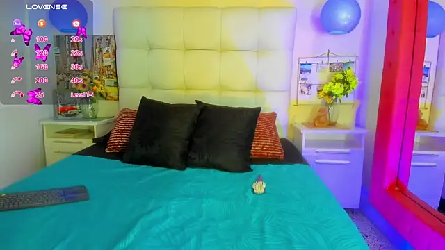 Snapshot of cinthya_walker1 chatting on April 13, 2026, 2:21 pm cinthya walker1 online show from April 13, 2026, 2:21 pm