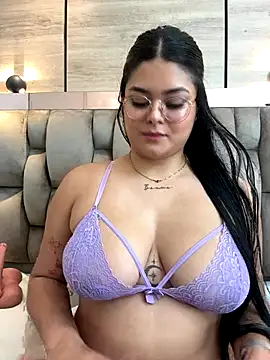 Snapshot of im_mou_ chatting on September 9, 2025, 12:36 pm im mou online show from September 9, 2025, 12:36 pm