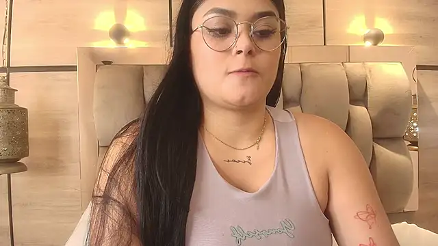 Snapshot of im_mou_ chatting on December 1, 2025, 12:39 pm im mou online show from December 1, 2025, 12:39 pm