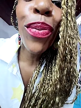 TAYLORR778 online show from April 14, 2026, 2:11 pm