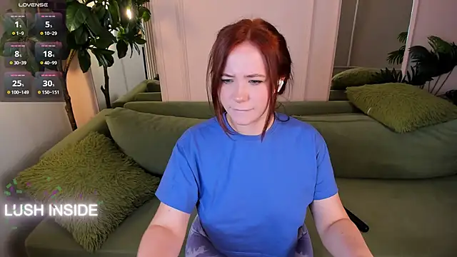 Pretty Alison online show from October 3, 2025, 3:02 pm