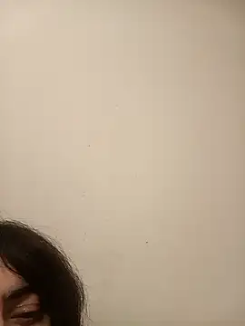 xxmoxxx online show from February 2, 2026, 7:02 pm