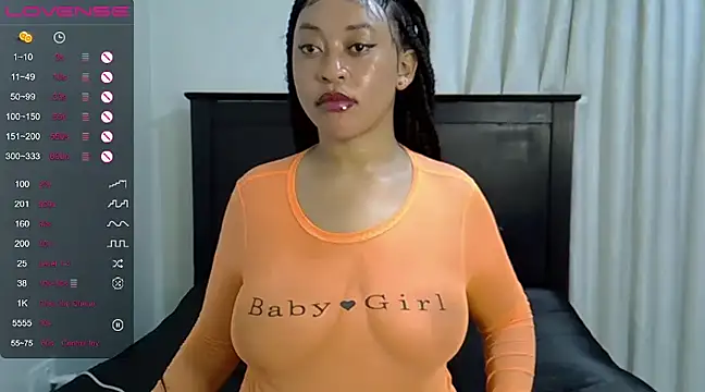 Snapshot of Pretty-diva chatting on January 22, 2025, 2:35 pm Pretty-diva online show from January 22, 2025, 2:35 pm