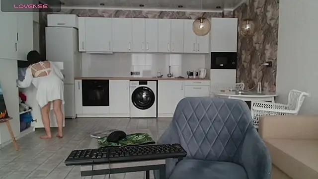 Snapshot of secret_library chatting on February 17, 2026, 11:18 am secret library online show from February 17, 2026, 11:18 am