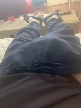 Alainsolo online show from February 19, 2026, 9:28 am