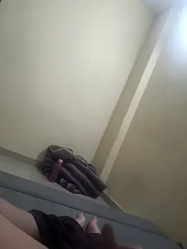 rajstrip12650 online show from April 19, 2026, 3:46 pm