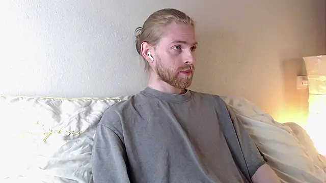 Snapshot of Damien_Bi chatting on October 12, 2025, 8:54 pm Damien Bi online show from October 12, 2025, 8:54 pm