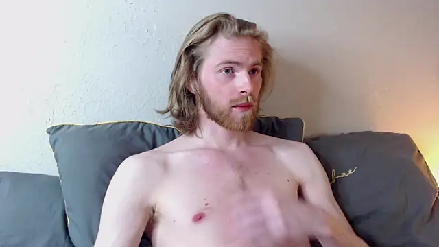 Snapshot of Damien_Bi chatting on December 17, 2024, 6:31 pm Damien Bi online show from December 17, 2024, 6:31 pm