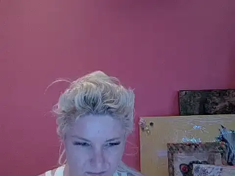 qvncrazy online show from January 9, 2025, 11:34 pm