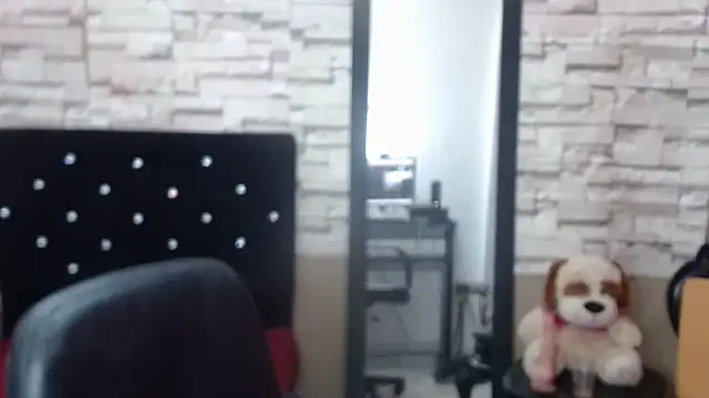 Snapshot of MarianaNight02 chatting on October 31, 2025, 10:16 pm MarianaNight02 online show from October 31, 2025, 10:16 pm