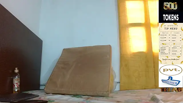 JohanyLatino online show from April 23, 2026, 9:05 pm