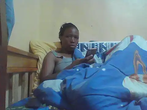 Smillie prety online show from May 11, 2026, 2:35 am