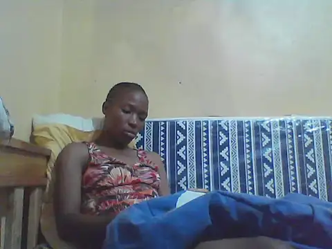 Smillie prety online show from March 19, 2026, 5:29 am