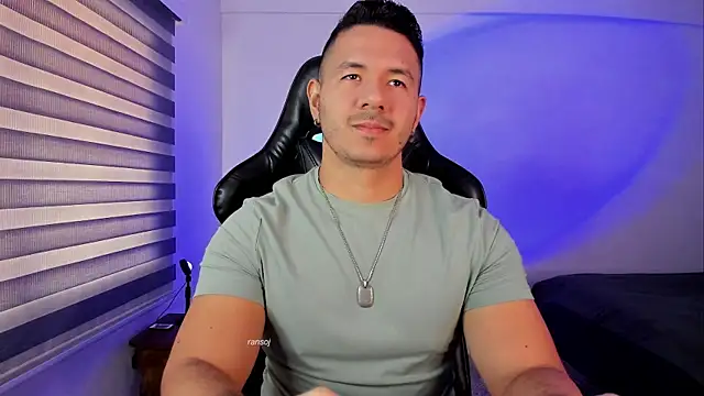 ransoj online show from December 4, 2025, 2:27 pm