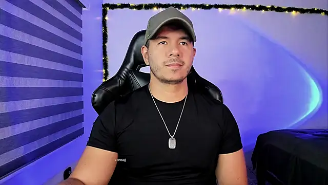 Snapshot of ransoj chatting on April 7, 2026, 10:55 pm ransoj online show from April 7, 2026, 10:55 pm