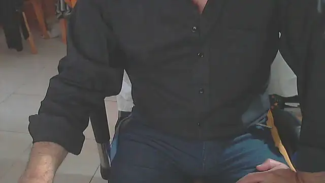 angelgarcia269 online show from October 24, 2025, 11:53 am