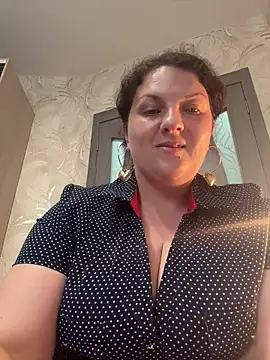 Taisia W online show from July 12, 2026, 3:35 pm